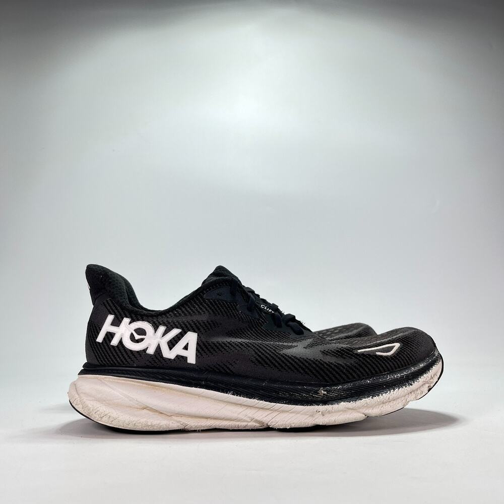 HOKA Clifton 9 Wide Black White Running Shoes 1132210 BWHT Men's Size 12.5 2E
